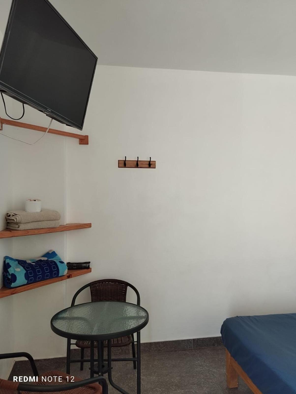 Ravenala Paracas Hostel מראה חיצוני תמונה